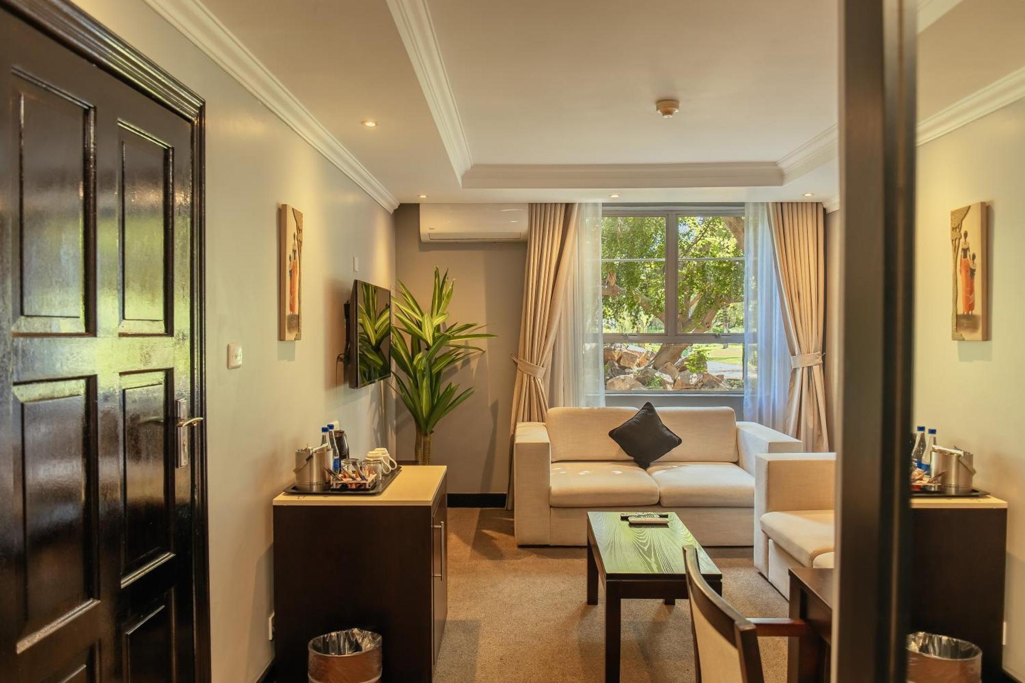 Cresta Lodge Габороне Экстерьер фото